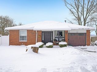 235 N Oak St, London, OH 43140