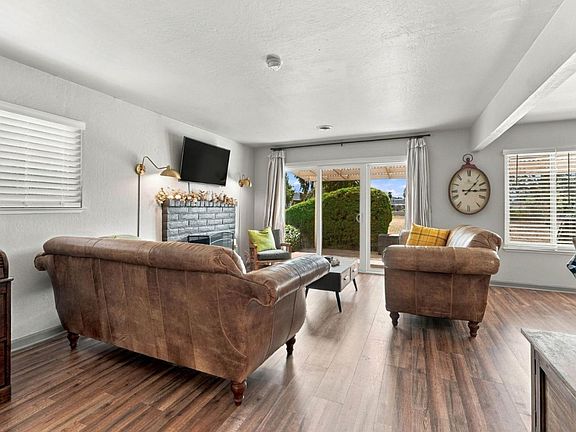 4th image of 100 Villa Pacheco Ct