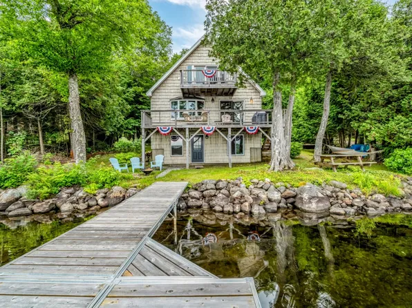 415 Lake Street, New Vineyard, ME 04956