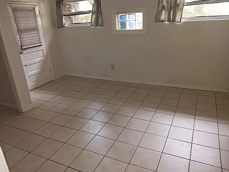 625 Glenridge Way #A — Photo 12