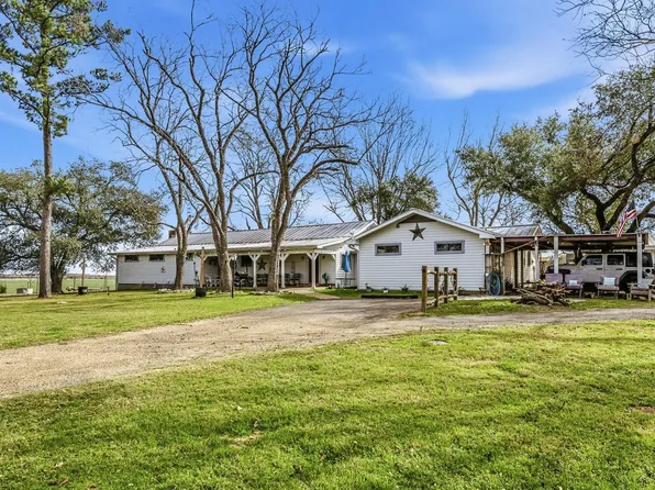 9523 W Fm 1644, Calvert, TX 77837