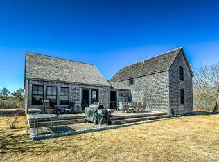 21 Coffins Field Rd, Edgartown, MA 02539