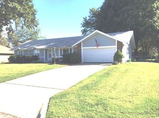 1842 E Lark St, Springfield, MO 65804