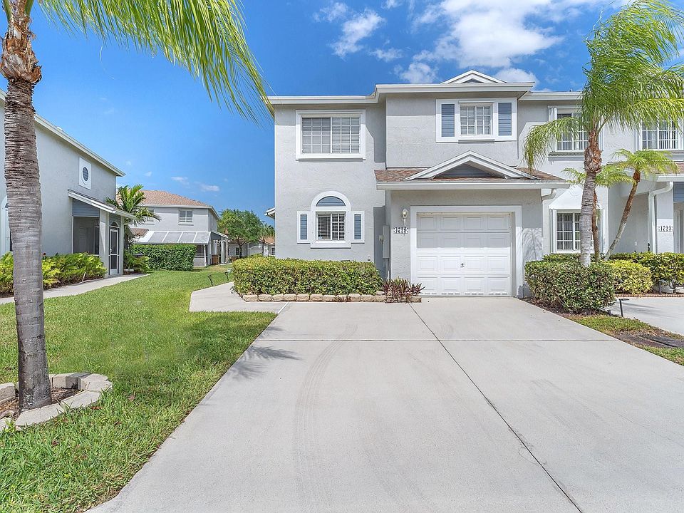 1st image of 4729 SW 13th Place