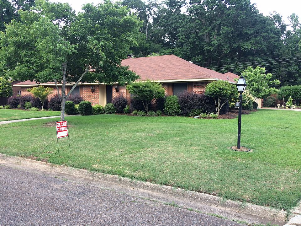 1st image of 914 Tuckaho Dr