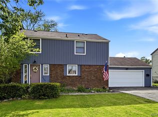 3024 Delancey Rd, Niagara Falls, NY 14305