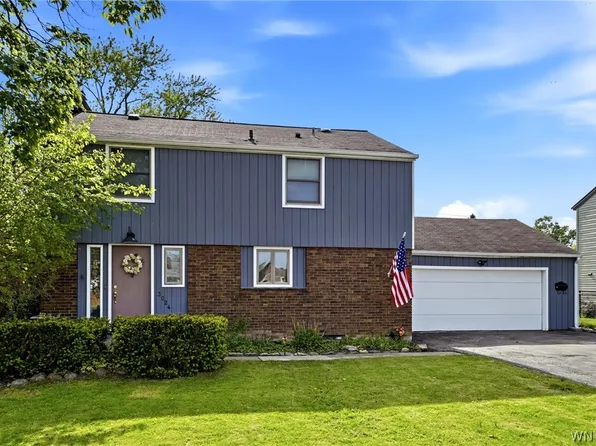 3024 Delancey Rd, Niagara Falls, NY 14305