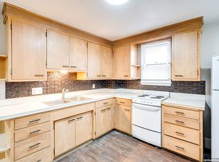 829 N State St #1/2, Appleton, WI 54911