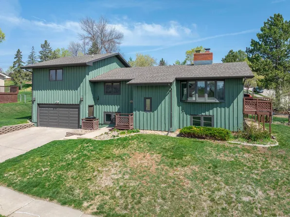 4202 Mary Dr, Rapid City, SD 57702