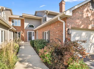 (Undisclosed Address), Glen Ellyn, IL 60137