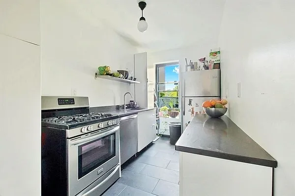 Rented by Brick&Mortar | media 10