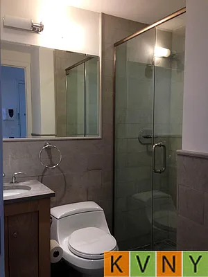 Rented by KVNY Soho | media 33