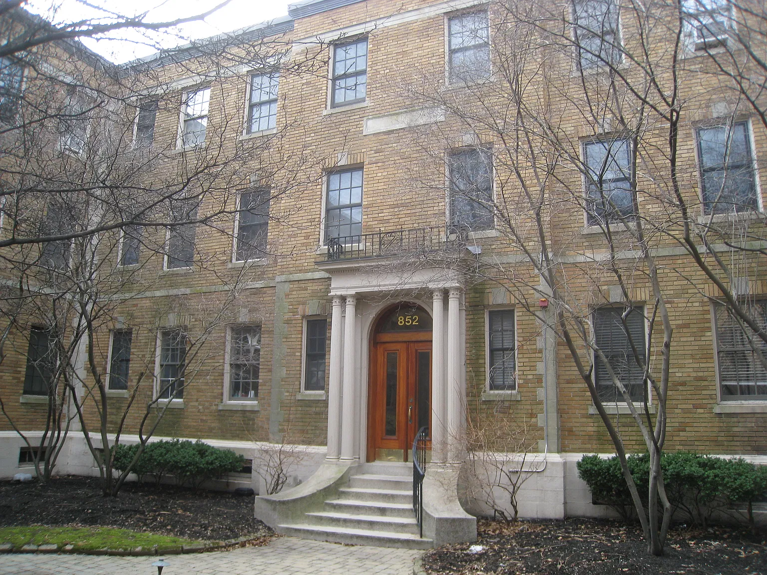 1 bed, 682 sqft, $2,850 — Photo 2