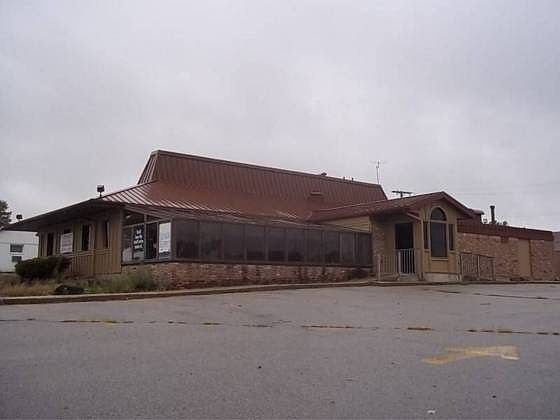 1st image of 901 W Washington St