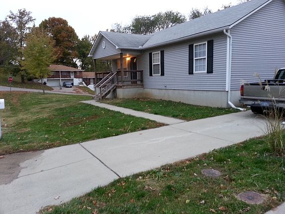 2nd image of 126 S Gant St