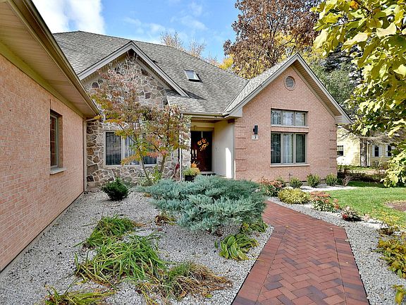 4th image of 3 Walnut Dr
