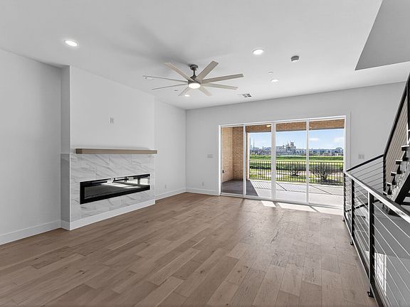2nd image of 408 Vista Buena Trl