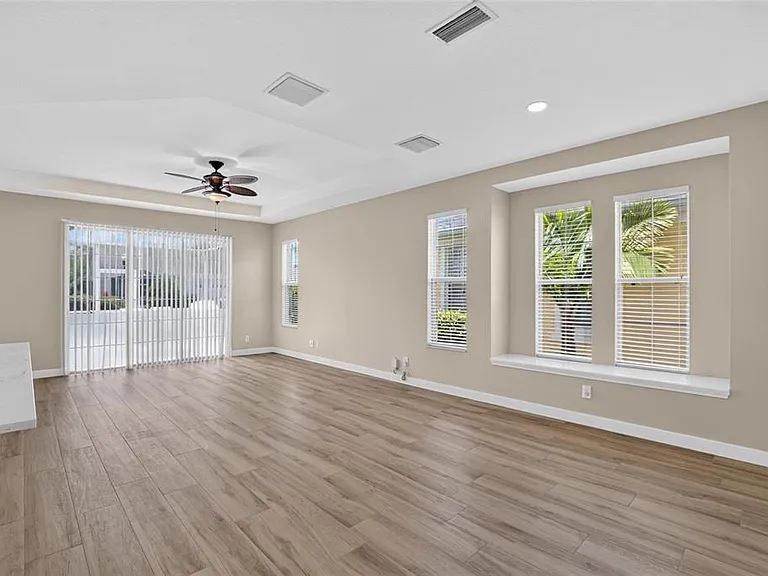 5508 Golden Isles Dr — Photo 23