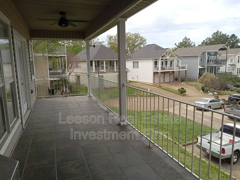 5721 S Lakeshore Dr — Photo 7