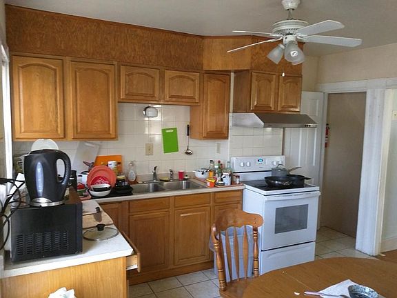 4th image of 94 Glover Ave #0