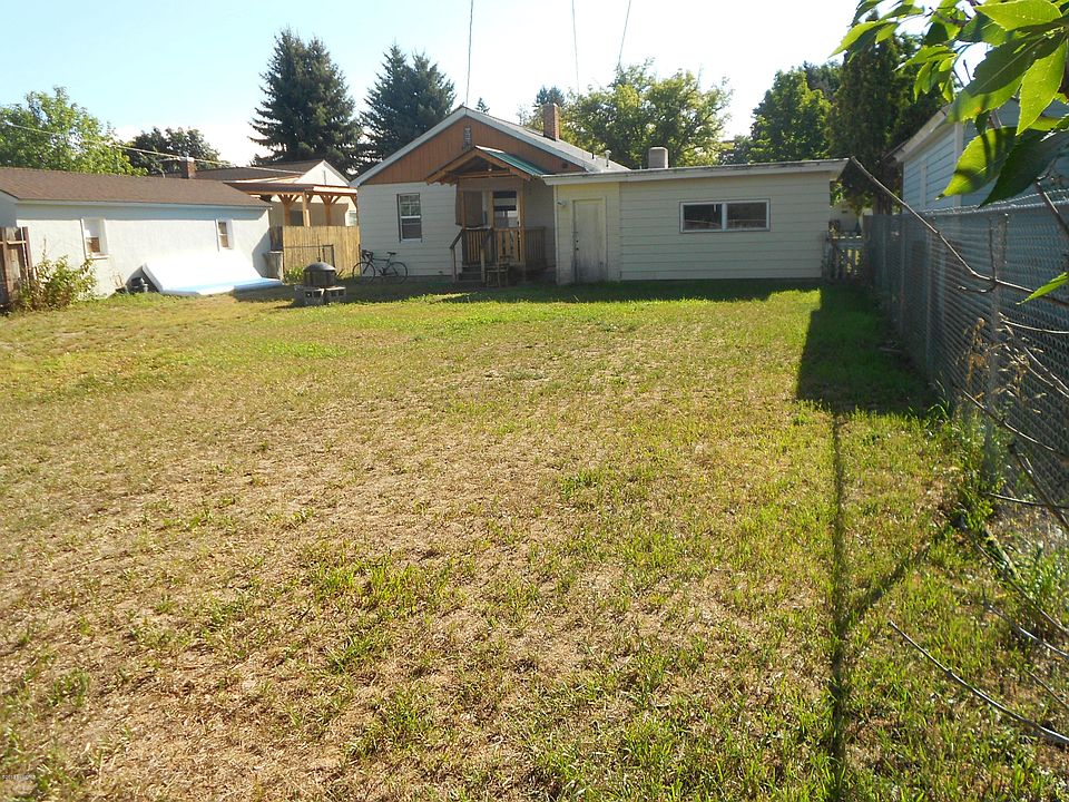 2nd image of 1105 S 3rd St