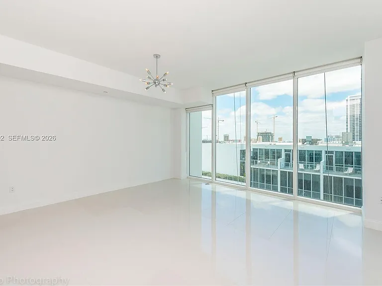 1040 Biscayne Blvd #1205 — Photo 4