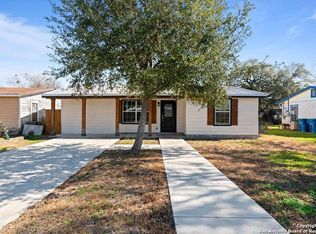 1806 N Washington St, Beeville, TX 78102