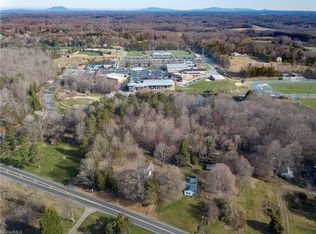 5475 Shallowford Rd, Lewisville, NC 27023