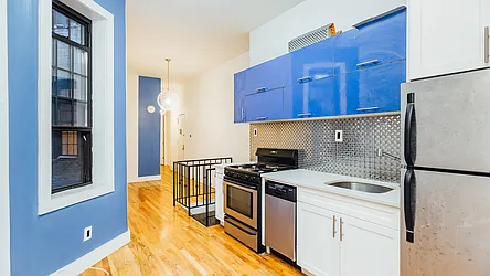 1156 Gates Avenue, #1L