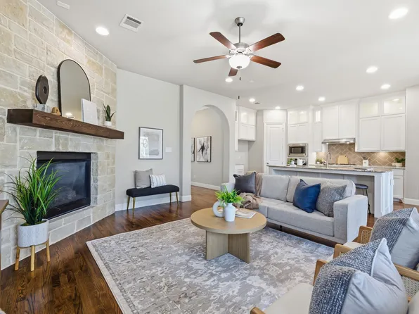 330 Harmony Hill Rd, Grapevine, TX 76051