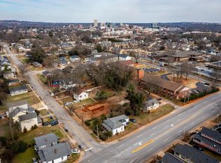 221 S Calhoun St, Greenville, SC 29601 | MLS #20271030 | Zillow