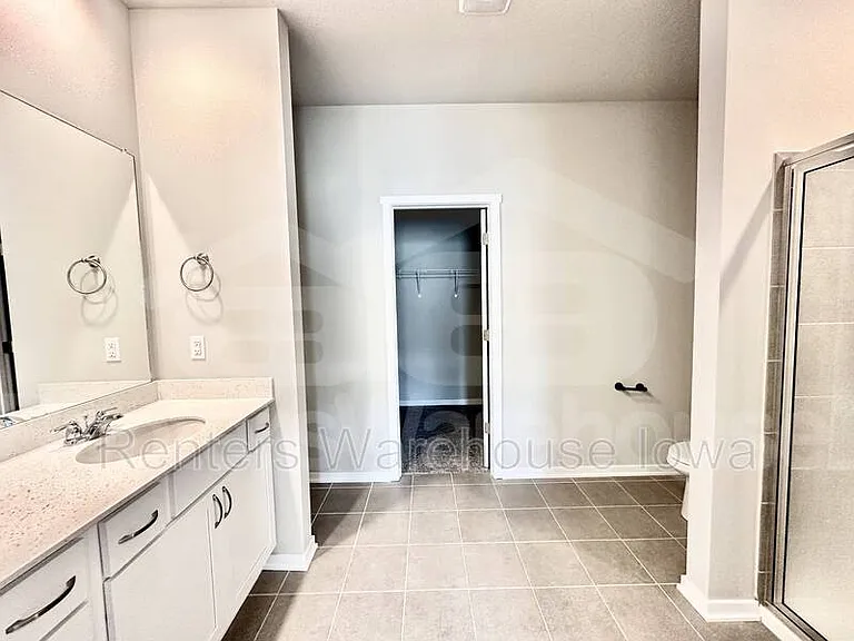 2310 SW Plaza Pkwy — Photo 16