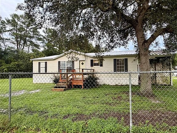 2nd image of 43822 STERLING ROAD