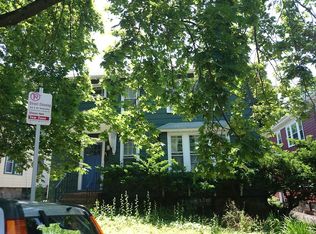 22 Castleton St, Jamaica Plain, MA 02130