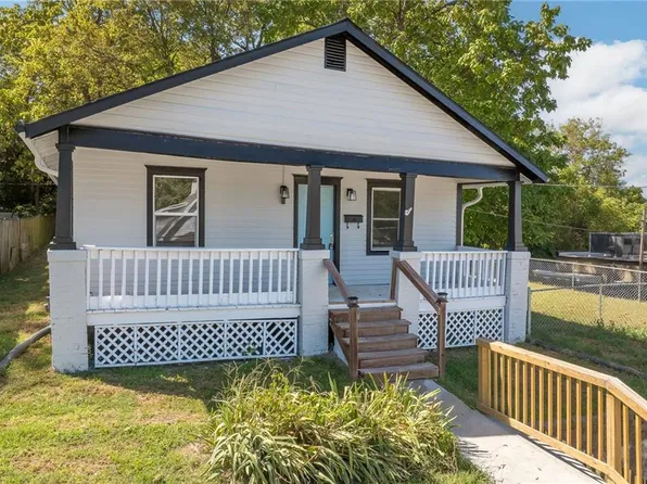 1318 S 22nd St, Saint Joseph, MO 64507