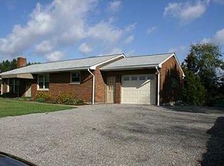 413 Portman Rd, Butler, PA 16002