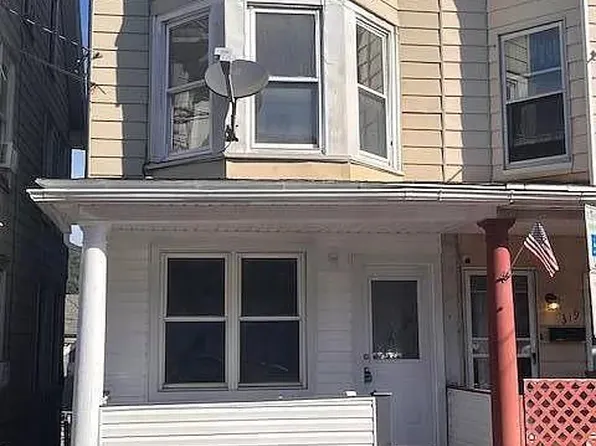 317 E Bertsch St #1, Lansford, PA 18232