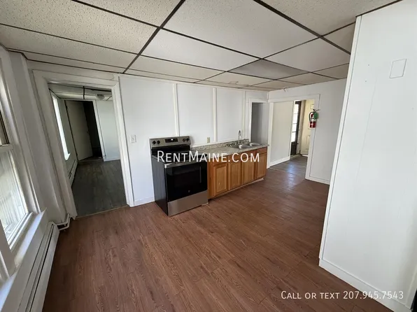 31 Stillwater Ave APT 3, Old Town, ME 04468