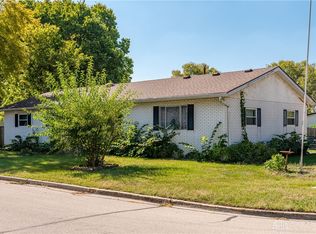 3700 Cozy Camp Rd, Moraine, OH 45439