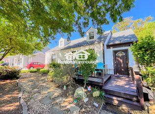 8455 Radnor Rd, Norfolk, VA 23503