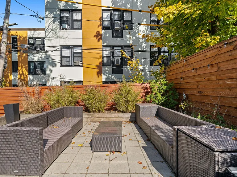 55 Hutchings St #4 — Photo 41