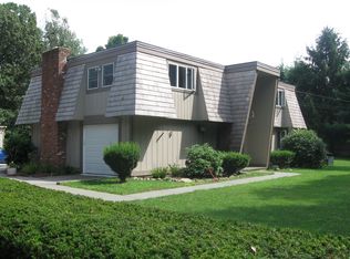 652 Franklin Rd, Coventry, RI 02816