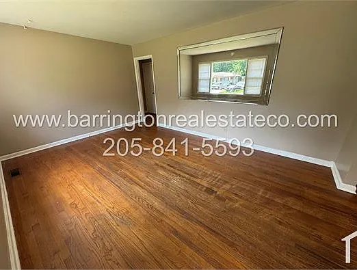 140 Carol Dr — Photo 3