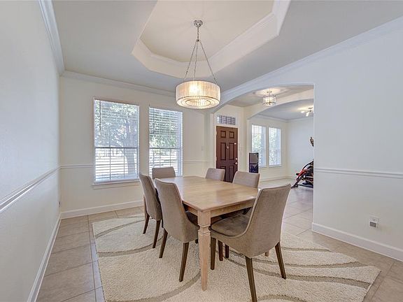 4th image of 819 Harbor Lakes Lane