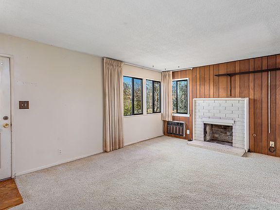 3rd image of 64 Sonoma Ave