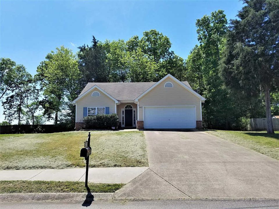 1st image of 913 General Barksdale Dr