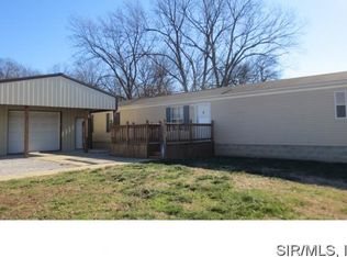 1402 Tower St, Evansville, IL 62242