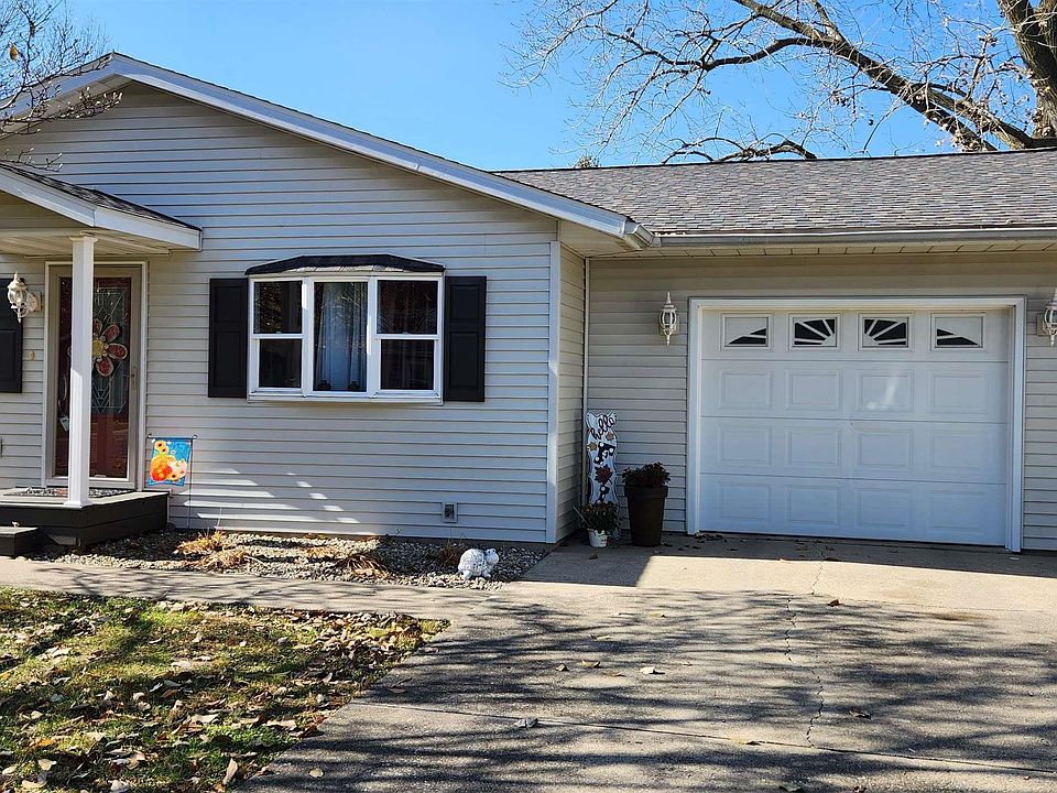 1419 N Lincoln Ave, Taylorville, IL 62568 MLS CA1025889 Zillow