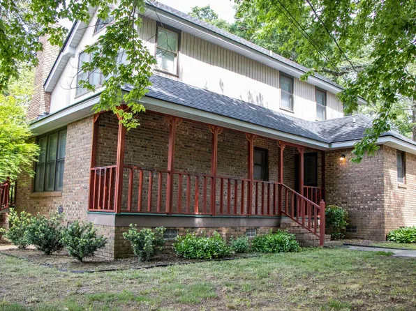 1826 Harrington St, Newberry, SC 29108