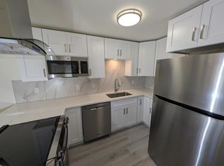 425 Manhattan Dr APT B, Boulder, CO 80303